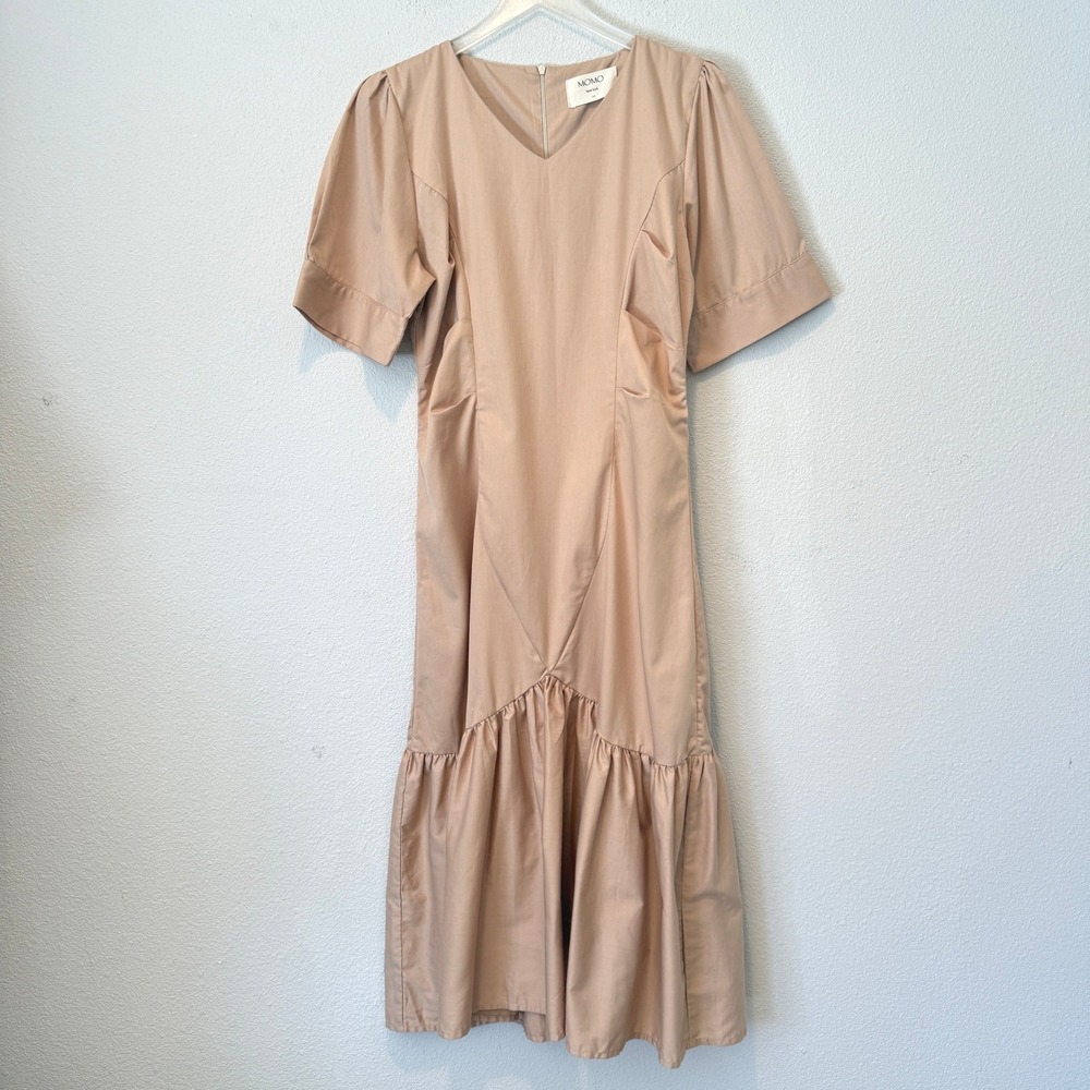 MOMO New York Tan V-Neck Puff Sleeve Ruffle Hem Midi‎ Dress One Size OS Beige
